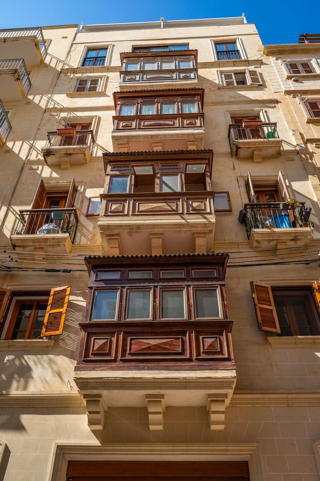 3 Floors Villa On Promenade 4 Bedrooms 3 Bathrooms Sliema Exterior photo