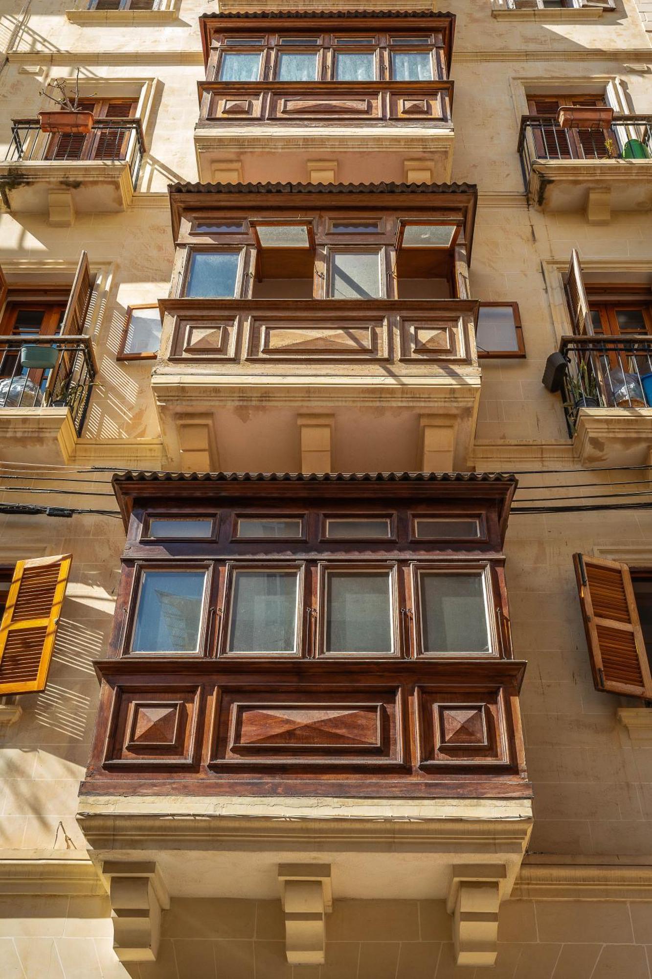 3 Floors Villa On Promenade 4 Bedrooms 3 Bathrooms Sliema Exterior photo